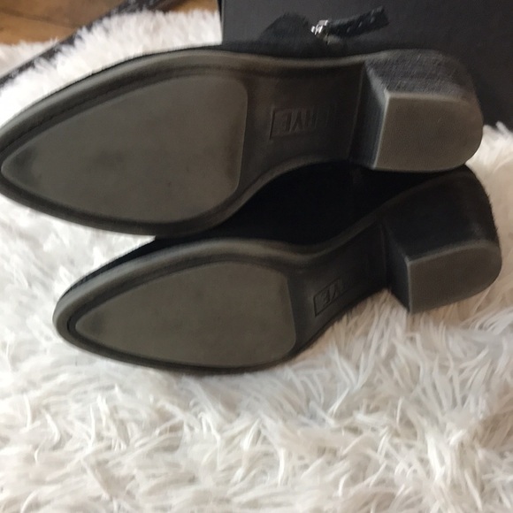 Frye Judy Zip Bootie - Picture 12 of 14